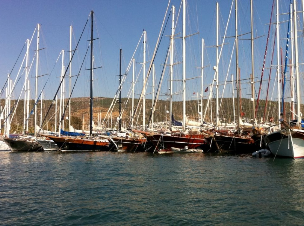 Gulet Kiralama Rehberi: Unutulmaz Bir Mavi Yolculuk İçin Bilmeniz Gereken Her Şey